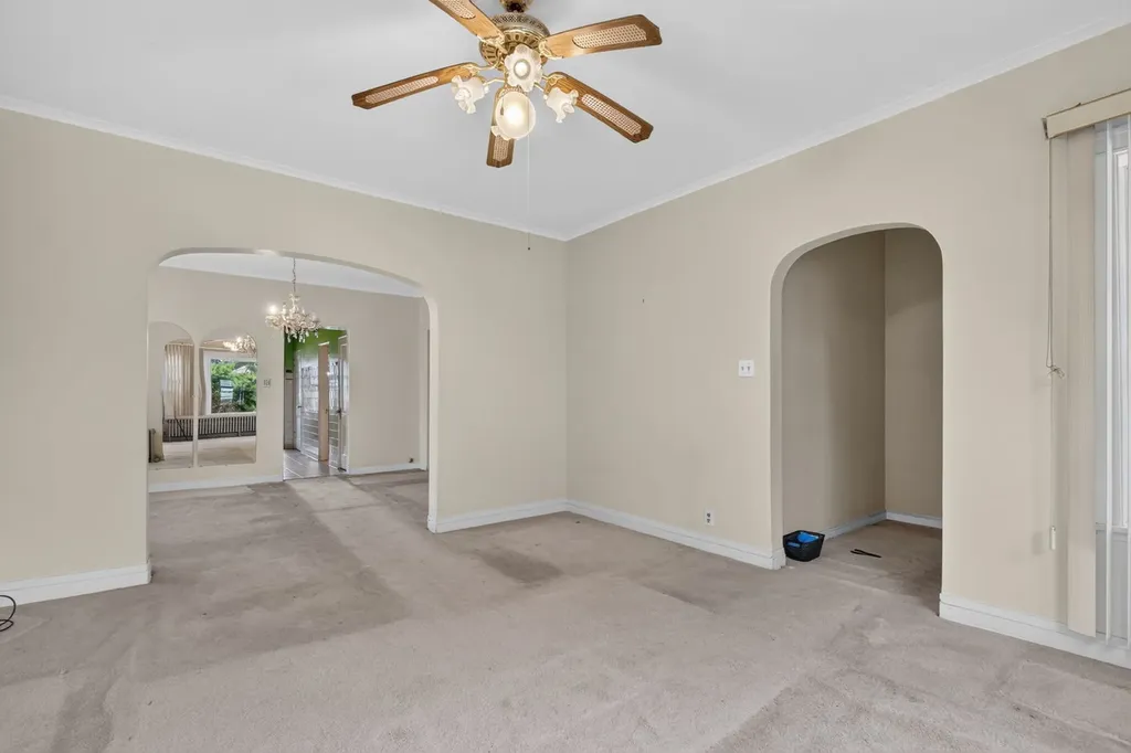 4824 West Concord Place Chicago IL 60639