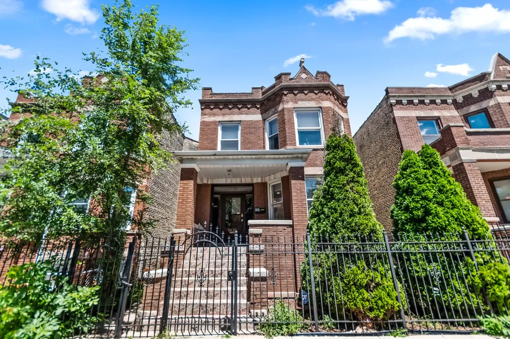 3434 West Potomac Avenue Chicago IL 60651