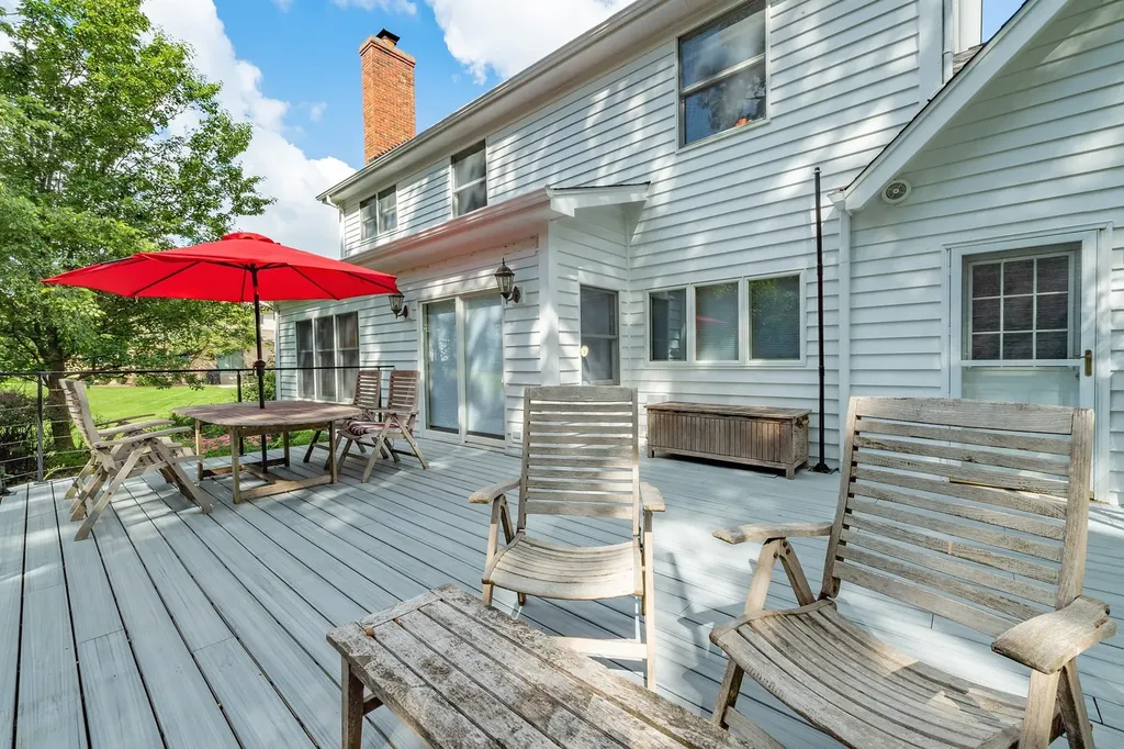 721 38TH Street Downers Grove IL 60515