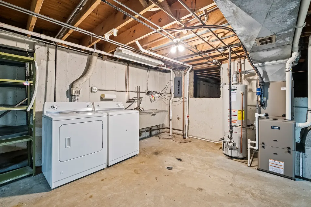 509 69TH Street Darien IL 60561