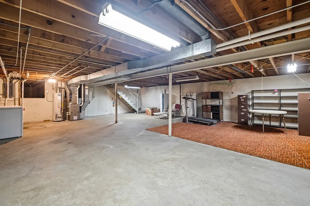 509 69TH Street Darien IL 60561