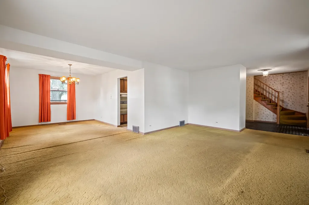 509 69TH Street Darien IL 60561