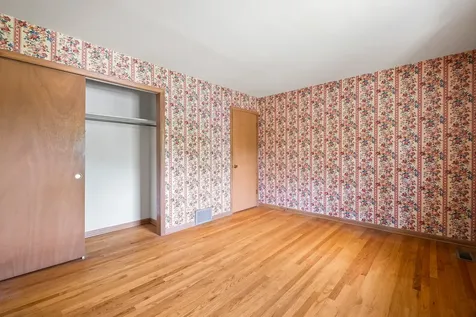 509 69TH Street Darien IL 60561
