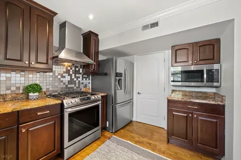 2016 North 75th Avenue Elmwood Park IL 60707