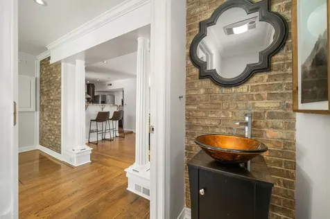 2016 North 75th Avenue Elmwood Park IL 60707