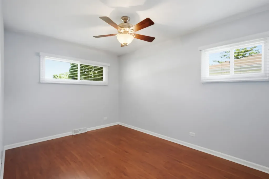 714 North 2nd Avenue Villa Park IL 60181