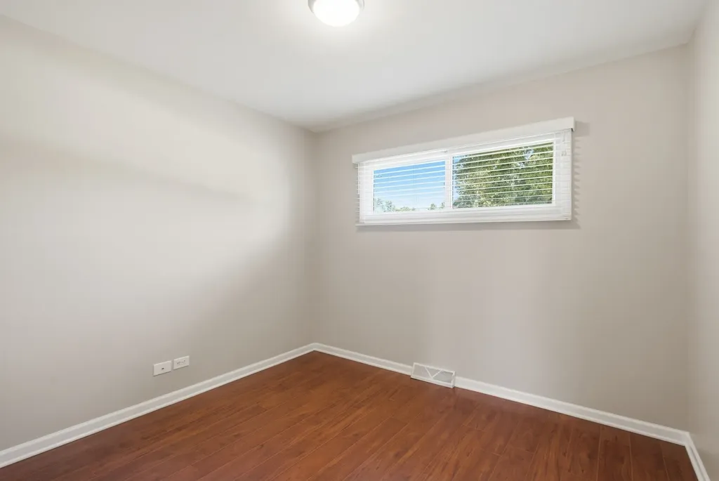 714 North 2nd Avenue Villa Park IL 60181