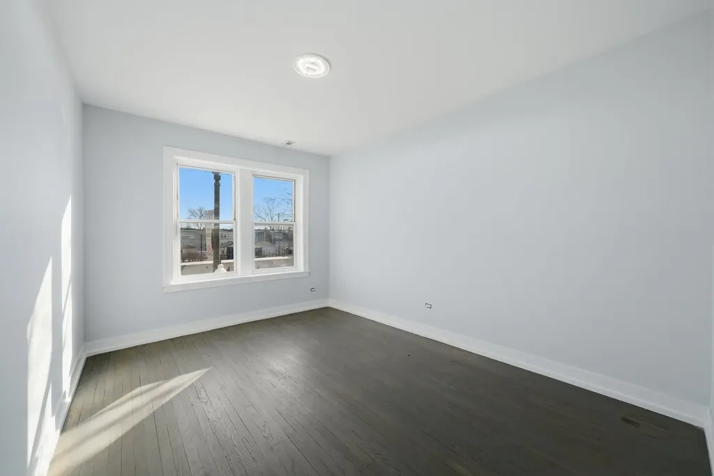 5108 West Fullerton Avenue Chicago IL 60639
