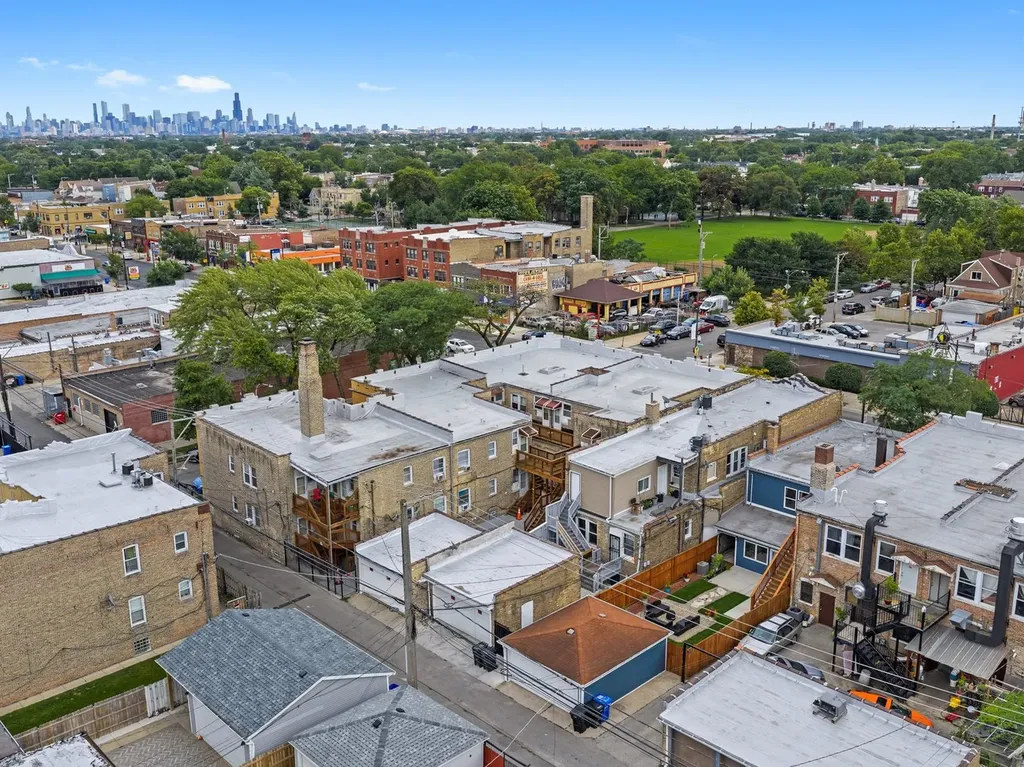 5108 West Fullerton Avenue Chicago IL 60639