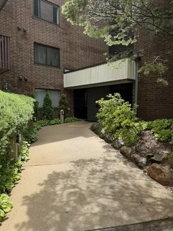 650 Whitney Court Gurnee IL 60031