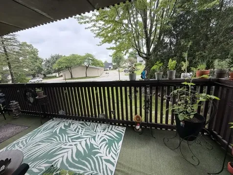 650 Whitney Court Gurnee IL 60031