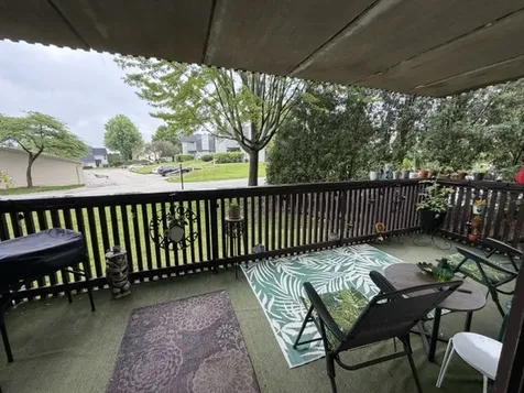 650 Whitney Court Gurnee IL 60031