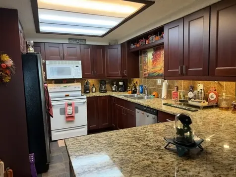 650 Whitney Court Gurnee IL 60031