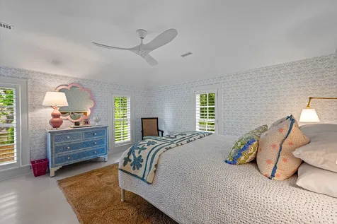 464 Oakwood Avenue Lake Forest IL 60045