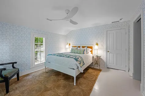 464 Oakwood Avenue Lake Forest IL 60045