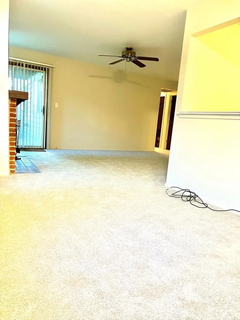 601 Hanover Court Schaumburg IL 60194