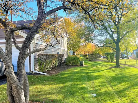 601 Hanover Court Schaumburg IL 60194