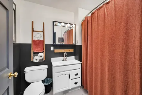 172 South Cash Street Seneca IL 61360