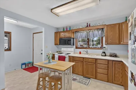 1204 West Violet Street Freeport IL 61032