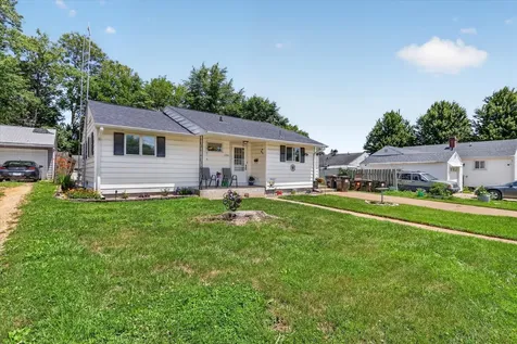 1204 West Violet Street Freeport IL 61032