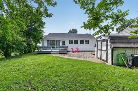 1204 West Violet Street Freeport IL 61032