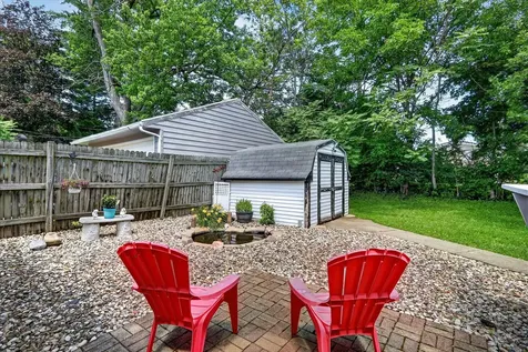 1204 West Violet Street Freeport IL 61032