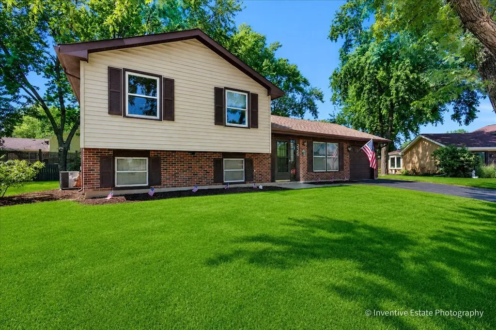 226 Lincolnshire Court Bolingbrook IL 60440