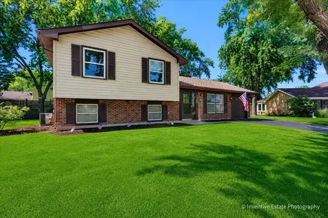 226 Lincolnshire Court Bolingbrook IL 60440