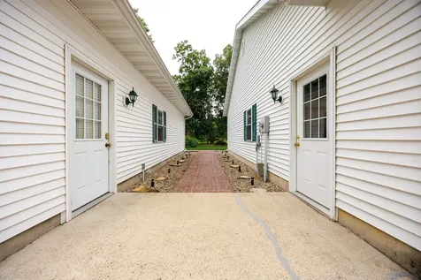 3608 Andrews Court Salem IL 62881
