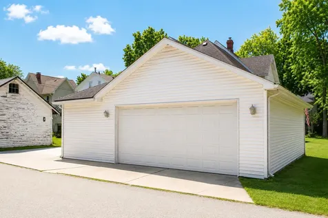 222 West Jackson Street Morris IL 60450