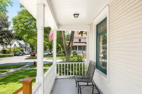 222 West Jackson Street Morris IL 60450