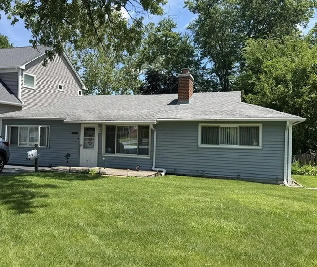 221 North Dorchester Avenue Wheaton IL 60187