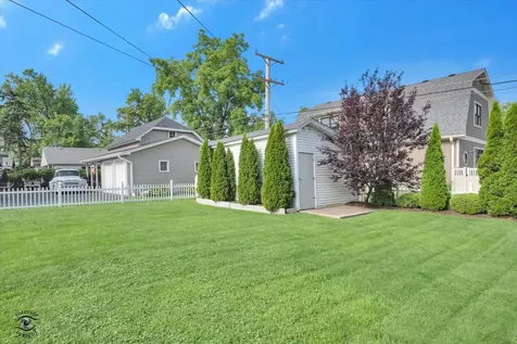 220 Hickory Street Frankfort IL 60423