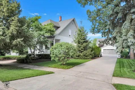 220 Hickory Street Frankfort IL 60423