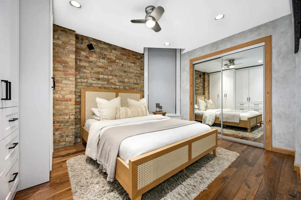 540 West Belden Avenue Chicago IL 60614