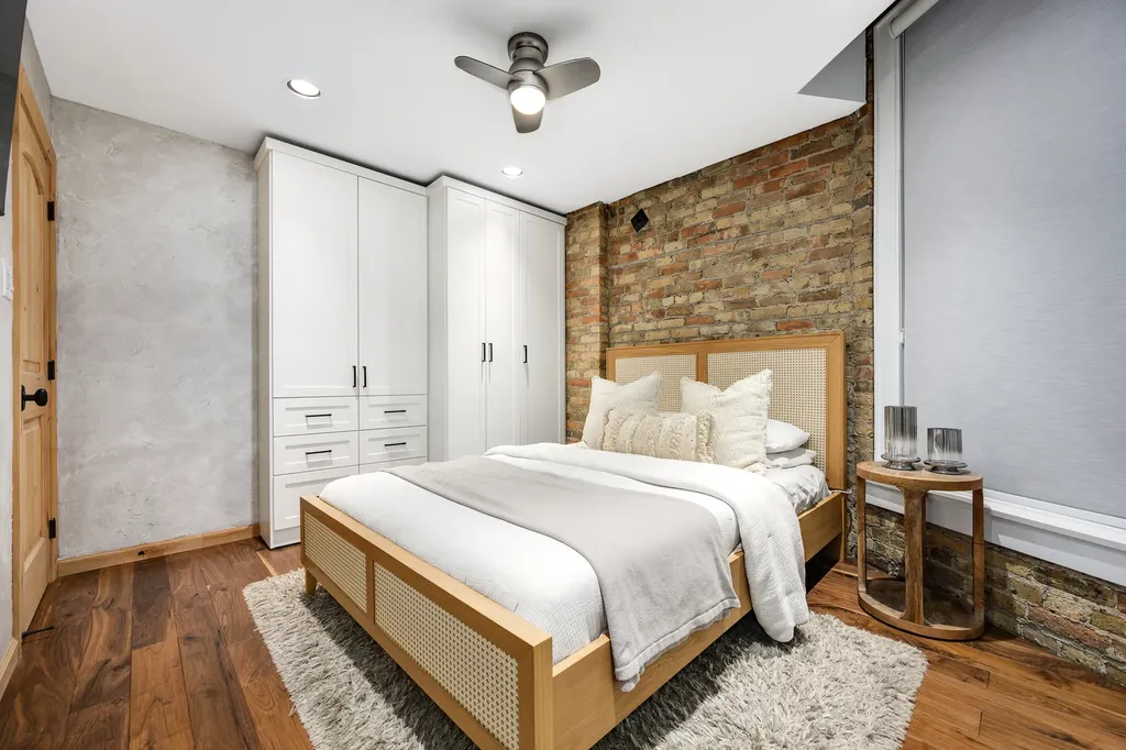 540 West Belden Avenue Chicago IL 60614