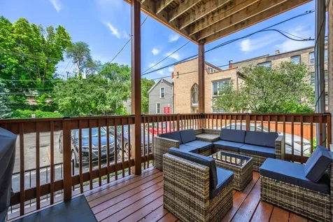 540 West Belden Avenue Chicago IL 60614