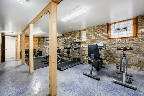 540 West Belden Avenue Chicago IL 60614