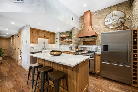 540 West Belden Avenue Chicago IL 60614