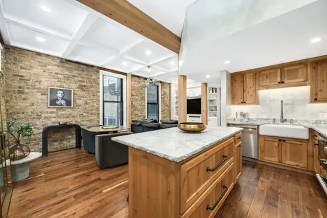 540 West Belden Avenue Chicago IL 60614