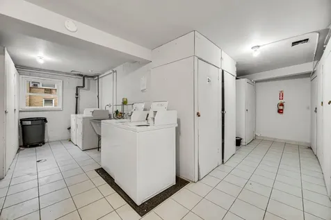 5700 West Montrose Avenue Chicago IL 60634
