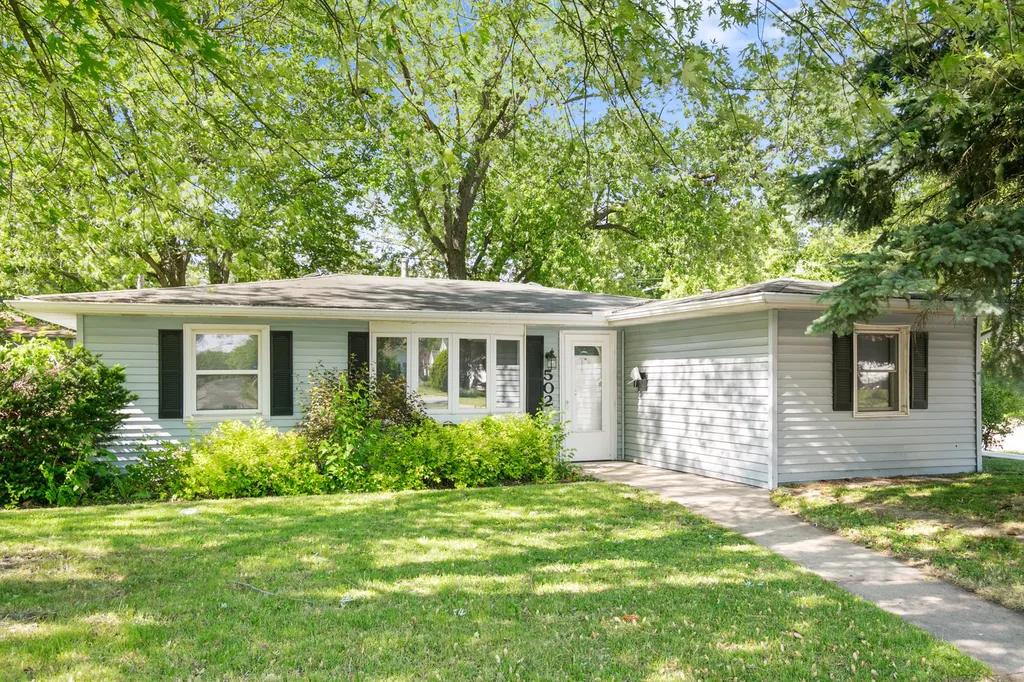 502 East High Street Morris IL 60450