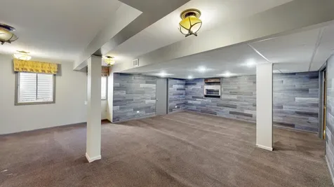 3510 High Hill Circle Carpentersville IL 60110