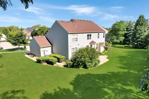 3510 High Hill Circle Carpentersville IL 60110