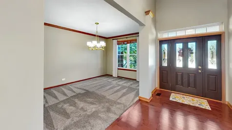 3510 High Hill Circle Carpentersville IL 60110