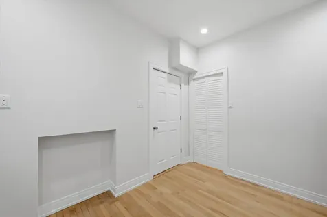 3244 West 62nd Place Chicago IL 60629
