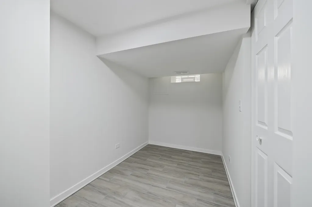 11304 South Lowe Avenue Chicago IL 60628