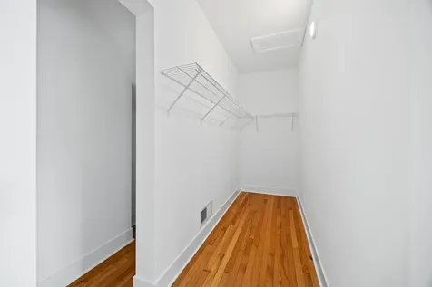11304 South Lowe Avenue Chicago IL 60628