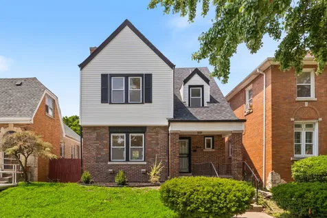11304 South Lowe Avenue Chicago IL 60628