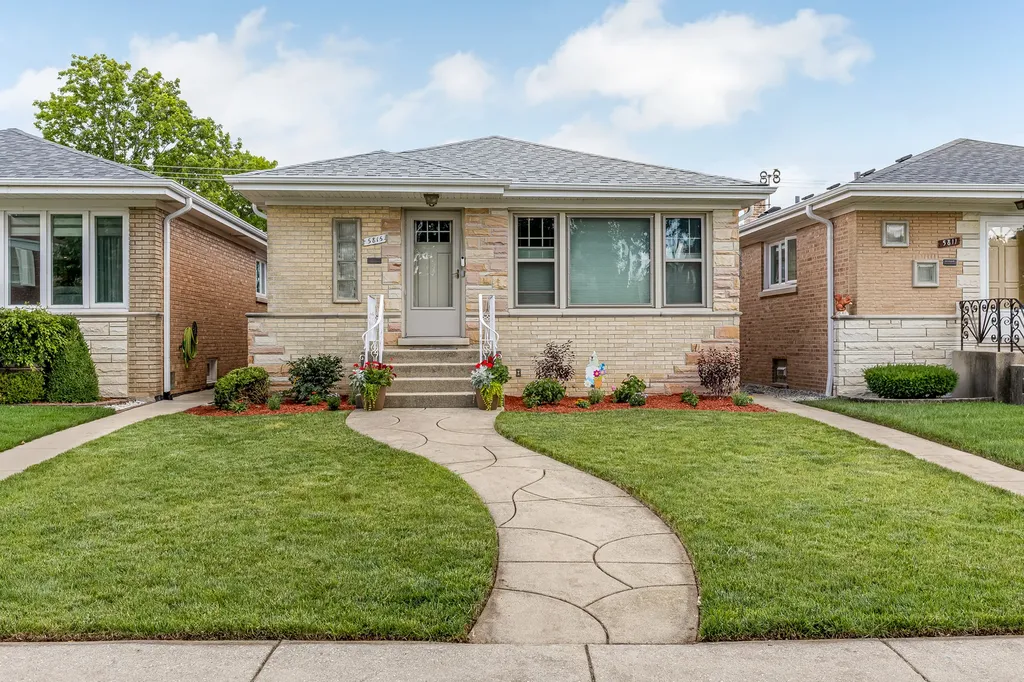 5815 North Oketo Avenue Chicago IL 60631